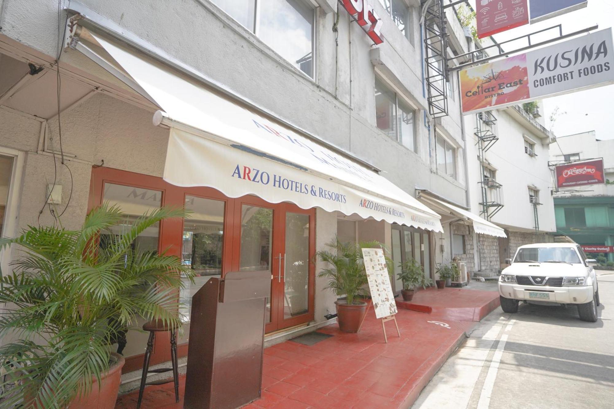 เรดดอร์ซ พรีเมียม แอท อาร์โซ โฮเทล มะนิลา - พนักงานฉีดวัคซีนแล้ว Hotel ภายนอก รูปภาพ